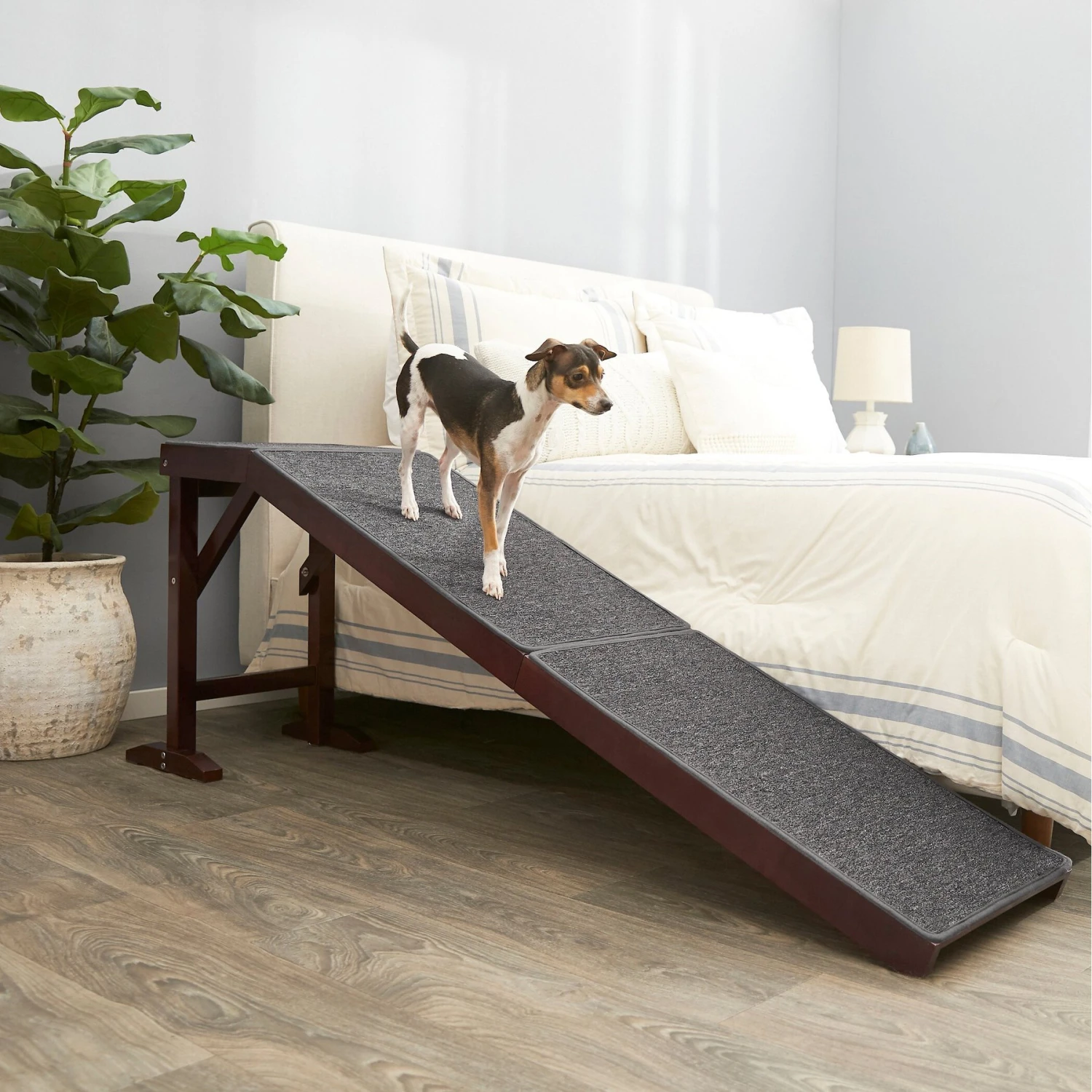 Frisco Deluxe Wooden Carpeted Cat & Dog Ramp 3 Frisco Deluxe Wooden Carpeted Cat & Dog Ramp